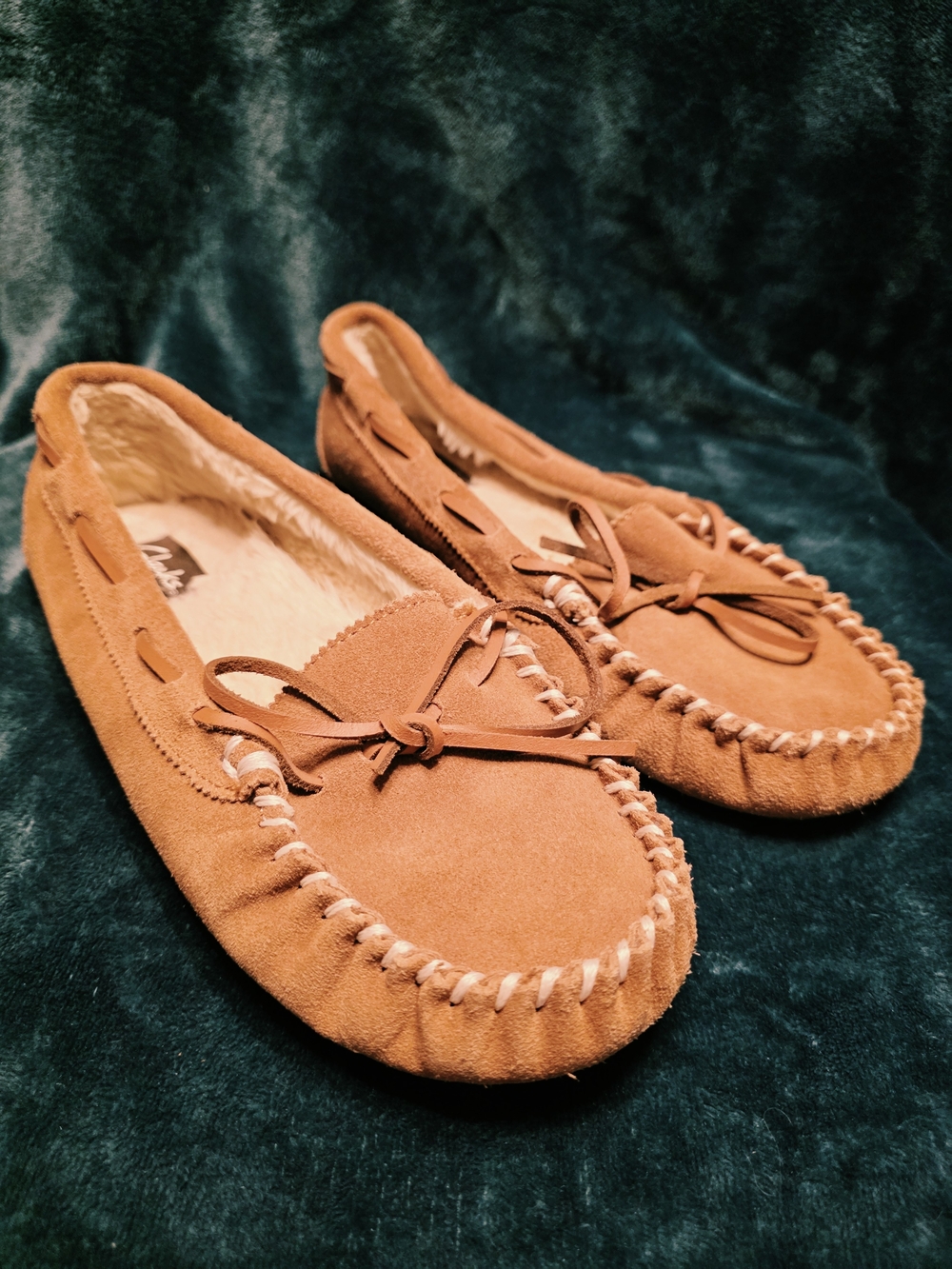 Cozy Women's Moccasin Slippers - Chestnut Brown